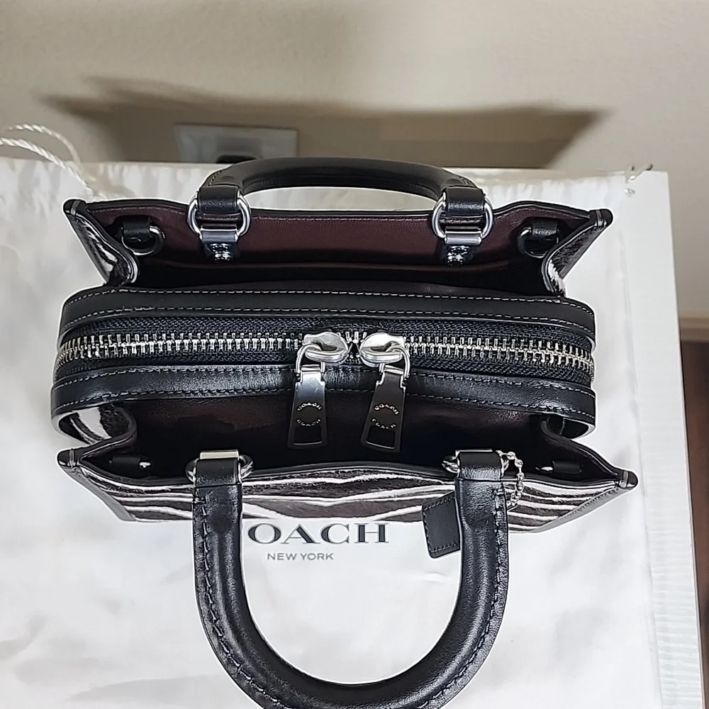 Coach Rogue 20 In Haircalf With Zebra Print - Picture 9 of 16